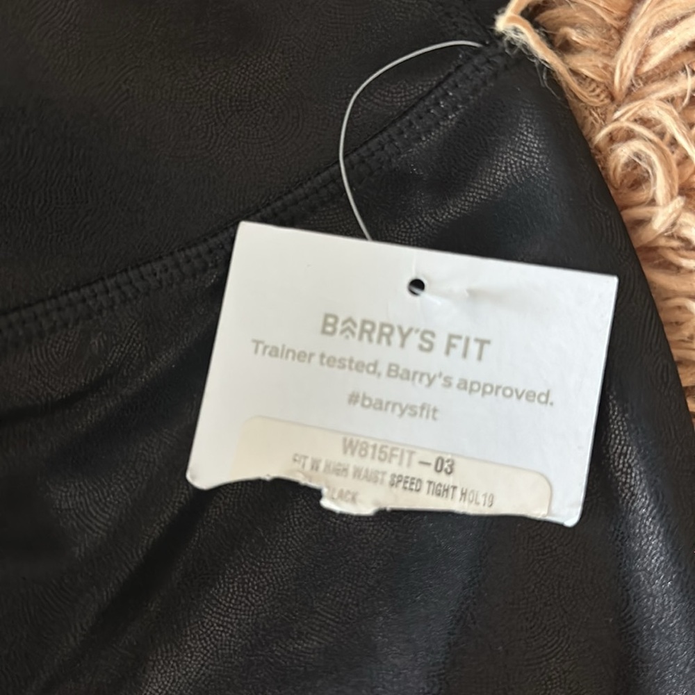 Barry’s Bootcamp High Waist Legging - Picture 2 of 5